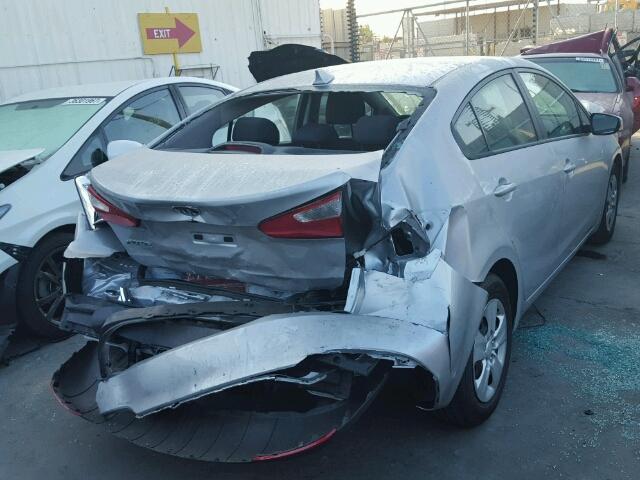 KNAFK4A68G5535778 - 2016 KIA FORTE LX SILVER photo 4