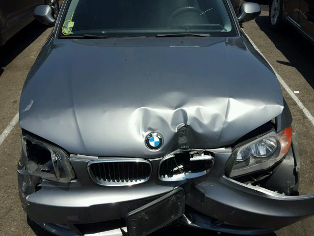 WBAUP9C51BVL90618 - 2011 BMW 128 I GRAY photo 7