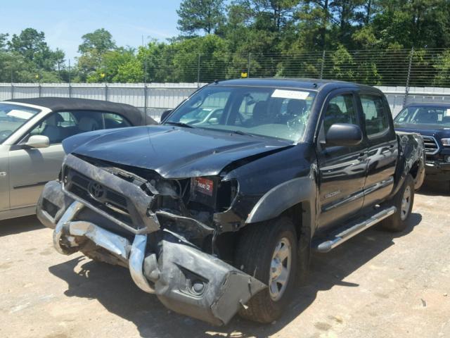 5TFJU4GN8FX067270 - 2015 TOYOTA TACOMA DOU BLACK photo 2