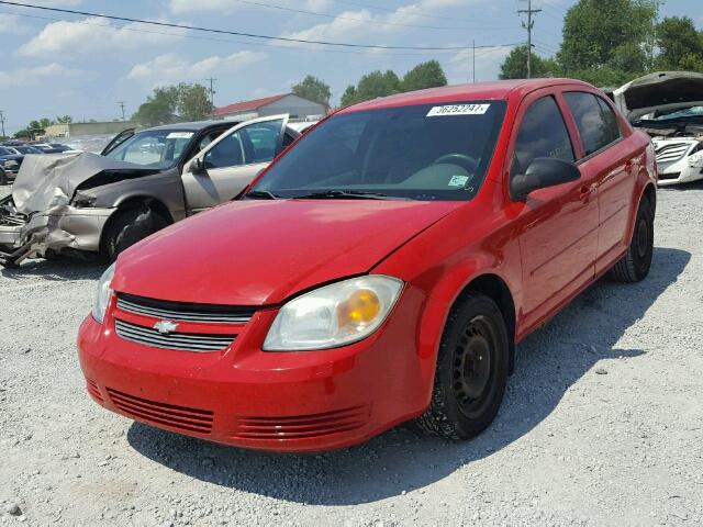 1G1AK52F857670206 - 2005 CHEVROLET COBALT RED photo 2