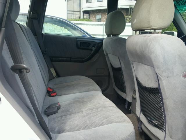 JF1SF65681H719819 - 2001 SUBARU FORESTER S Սպիտակ լուսանկար 6