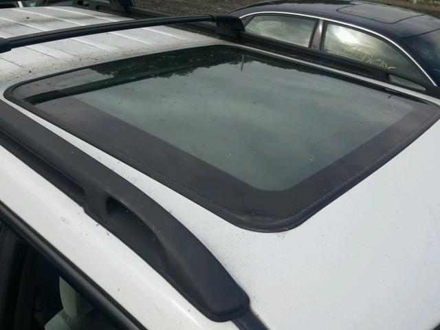 JF1SF65681H719819 - 2001 SUBARU FORESTER S Սպիտակ լուսանկար 9