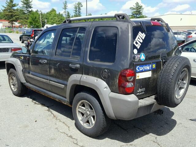 1J4GL38K86W197125 - 2006 JEEP LIBERTY RE GREEN photo 3