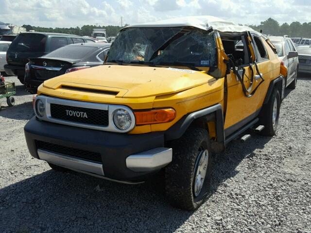 JTEBU11F870036062 - 2007 TOYOTA FJ CRUISER YELLOW photo 2