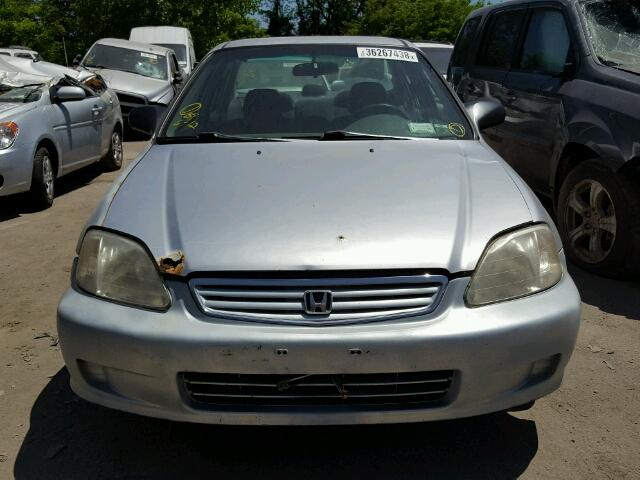 2HGEJ6612YH563677 - 2000 HONDA CIVIC BASE SILVER photo 9