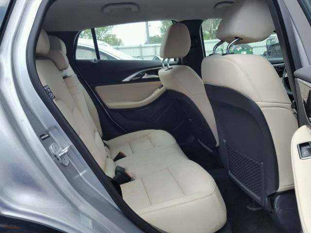 SJKCH5CPXJA046861 - 2018 INFINITI QX30 BASE SILVER photo 6