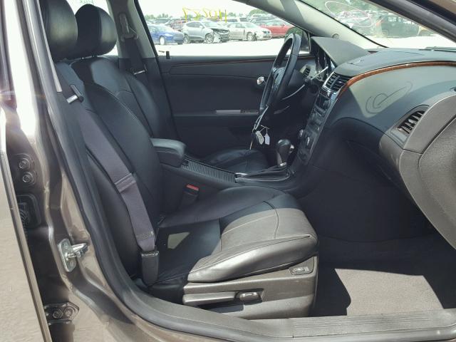 1G1ZG5E72CF307640 - 2012 CHEVROLET MALIBU LTZ 棕色 照片 5