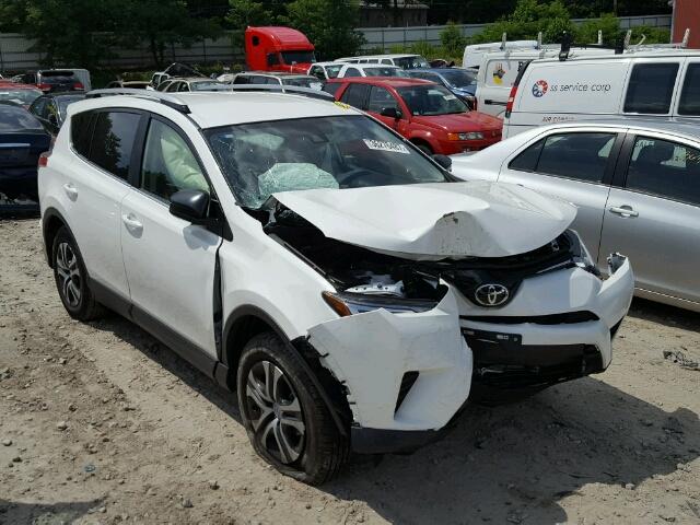 JTMBFREV3HJ154966 - 2017 TOYOTA RAV4 WHITE photo 1