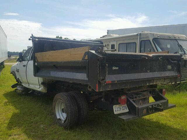 3C7WRNEL1FG505861 - 2015 RAM 5500 WHITE photo 3