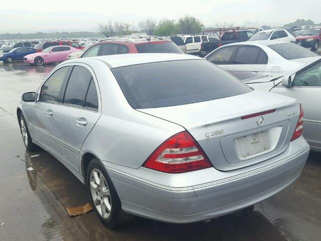 WDBRF92H07F918267 - 2007 MERCEDES-BENZ C 280 4MAT GRAY photo 3