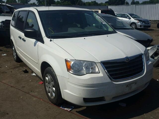 2A8HR44H18R105656 - 2008 CHRYSLER TOWN & COU WHITE photo 1