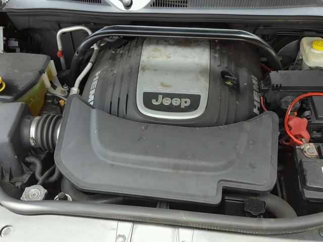 1J8HG58256C299583 - 2006 JEEP COMMANDER 银色 照片 7