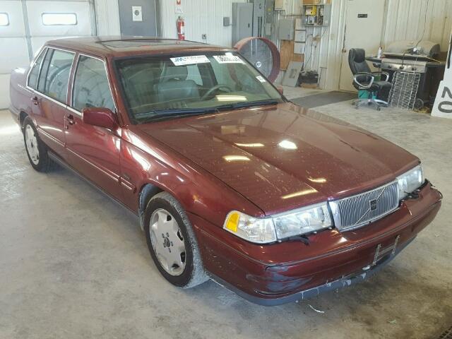 YV1KS9601W1125049 - 1998 VOLVO S90 MAROON photo 1