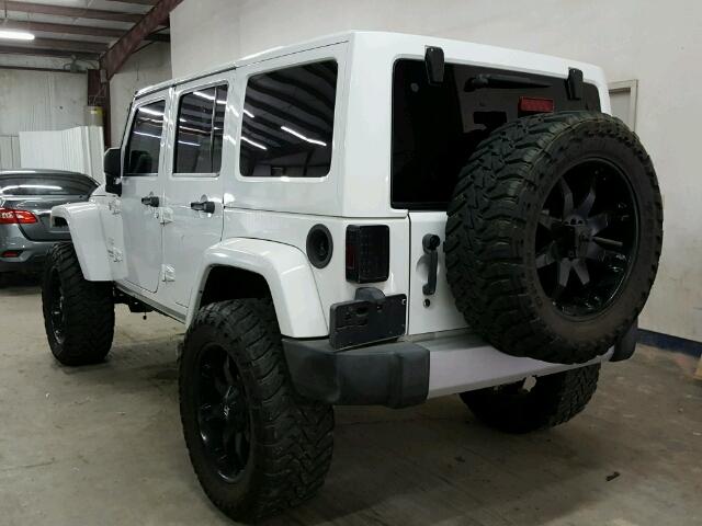 1C4HJWEG8CL120432 - 2012 JEEP WRANGLER U WHITE photo 3