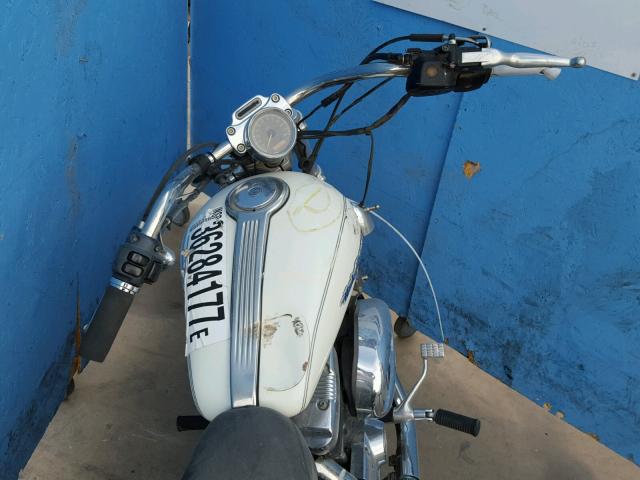 1HD1CGP135K408716 - 2005 HARLEY-DAVIDSON XL1200 C WHITE photo 5