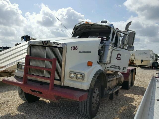 5KJJAEDR8DPFE5398 - 2013 WESTERN STAR/AUTO CAR CONVENTION WHITE photo 2