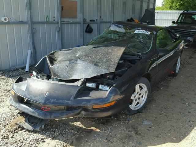 2G1FP22KXV2160174 - 1997 CHEVROLET CAMARO BAS შავი ფოტო 2