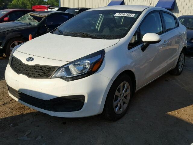 KNADM4A3XD6252201 - 2013 KIA RIO LX WHITE photo 2