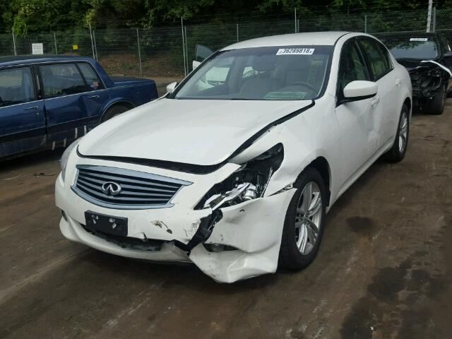 JN1DV6AR5BM652078 - 2011 INFINITI G25 WHITE photo 2