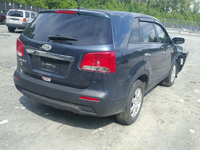 5XYKT3A16BG008691 - 2011 KIA SORENTO BA BLUE photo 4