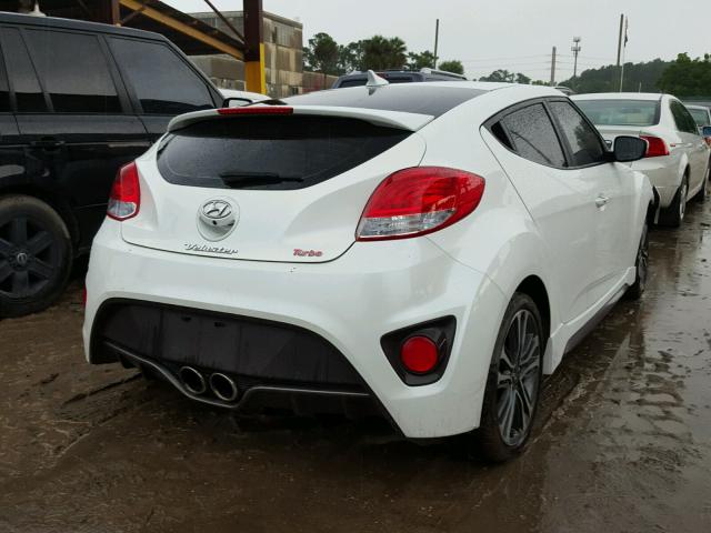 KMHTC6AE3GU292064 - 2016 HYUNDAI VELOSTER T WHITE photo 4