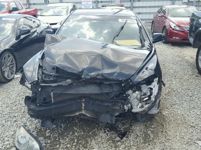 1G1ZC5E19BF206469 - 2011 CHEVROLET MALIBU 1LT შავი ფოტო 9