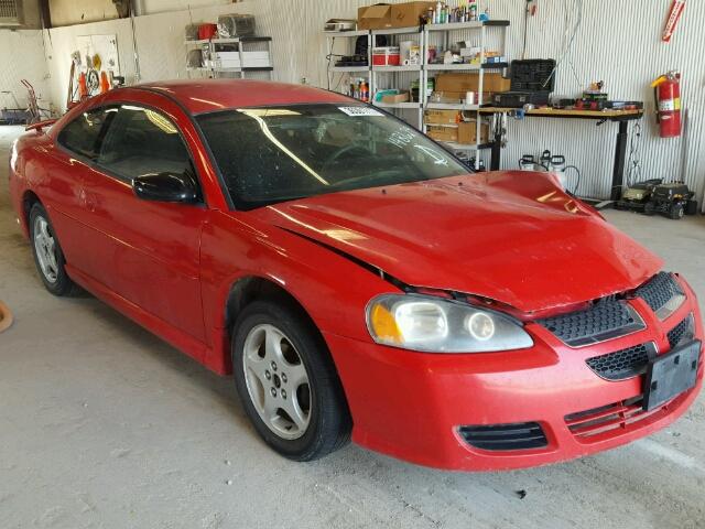 4B3AG42G44E148629 - 2004 DODGE STRATUS SX RED photo 1