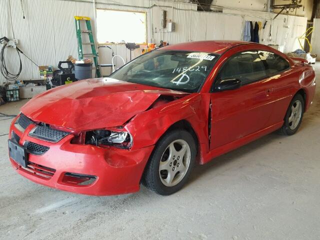 4B3AG42G44E148629 - 2004 DODGE STRATUS SX RED photo 2