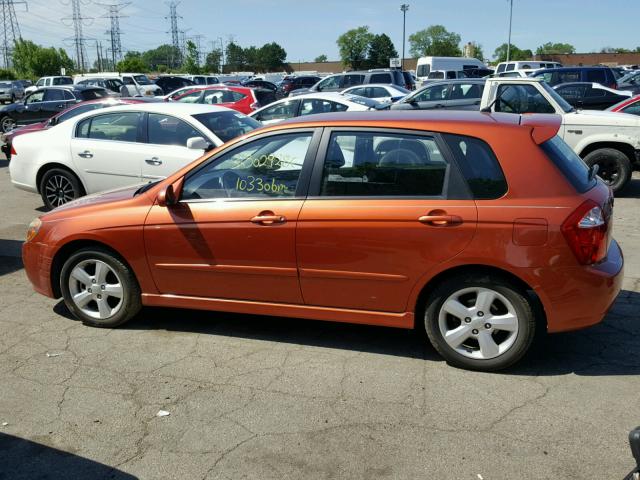 KNAFE161875003028 - 2007 KIA SPECTRA5 S ORANGE photo 9