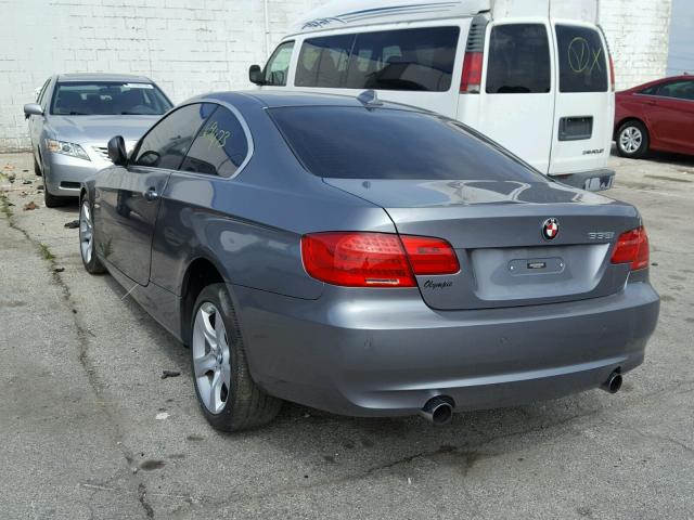 WBAKF9C51CE859377 - 2012 BMW 335 XI Gris foto 3