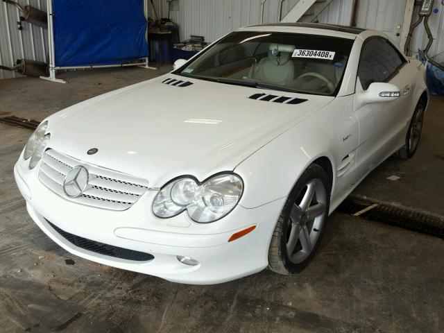 WDBSK75F13F017558 - 2003 MERCEDES-BENZ SL 500R WHITE photo 2