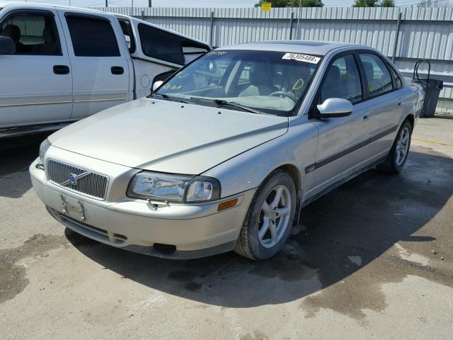 YV1TS92D821241002 - 2002 VOLVO S80 SILVER photo 2