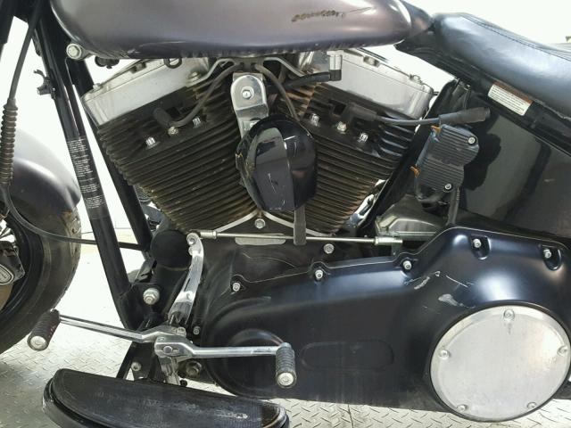 1HD1JRV14FB017614 - 2015 HARLEY-DAVIDSON FLS SOFTAI 灰色 照片 11