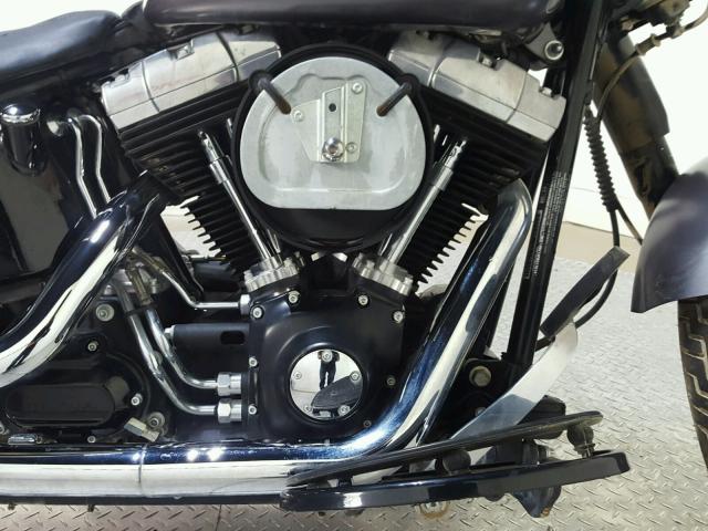 1HD1JRV14FB017614 - 2015 HARLEY-DAVIDSON FLS SOFTAI 灰色 照片 12