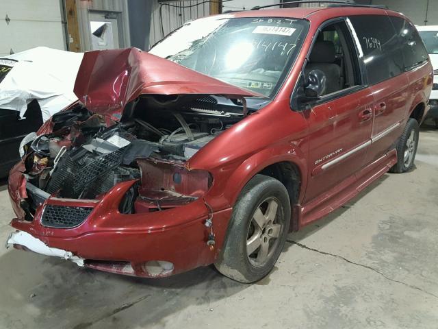 2D4GP54L83R157171 - 2003 DODGE GRAND CARA RED photo 2