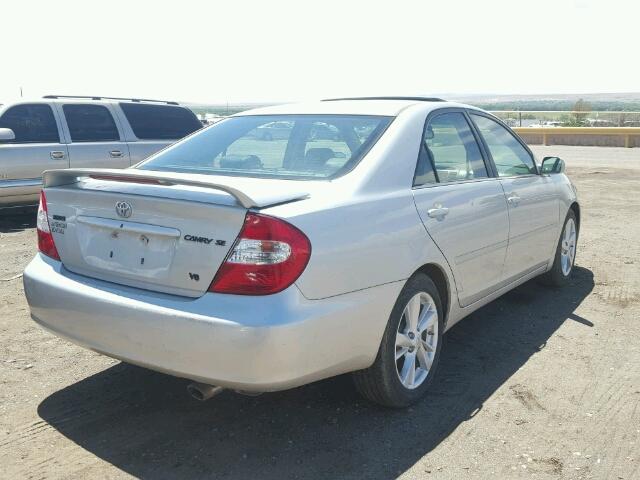 4T1BF30K12U010991 - 2002 TOYOTA CAMRY LE/X SILVER photo 4