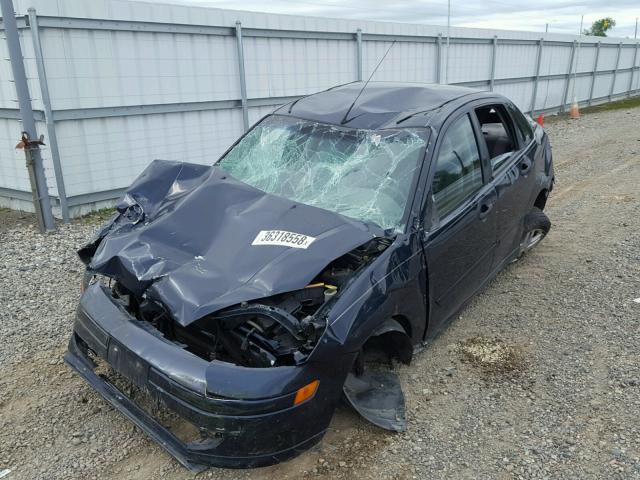 1FAHP34373W342993 - 2003 FORD FOCUS SE C BLUE photo 2