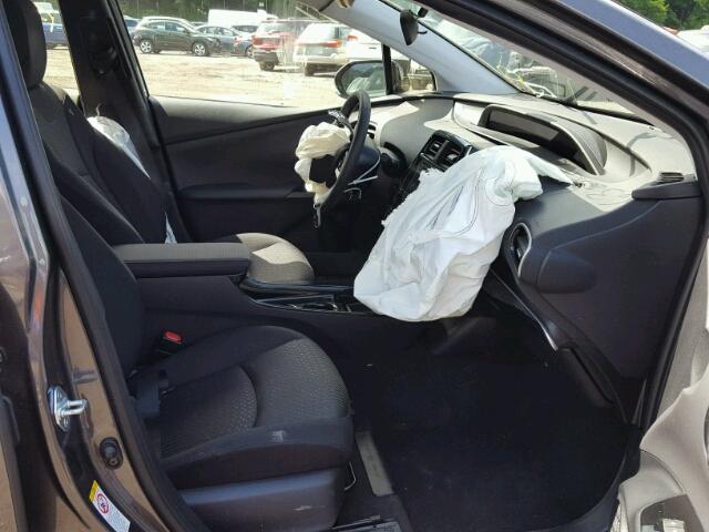 JTDKARFP0H3033086 - 2017 TOYOTA PRIUS PRIM ნაცრისფერი ფოტო 5