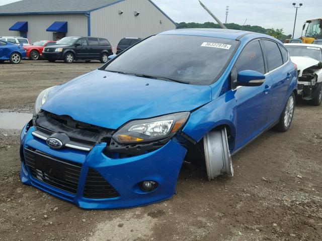 1FAHP3N22CL311142 - 2012 FORD FOCUS TITA BLUE photo 2