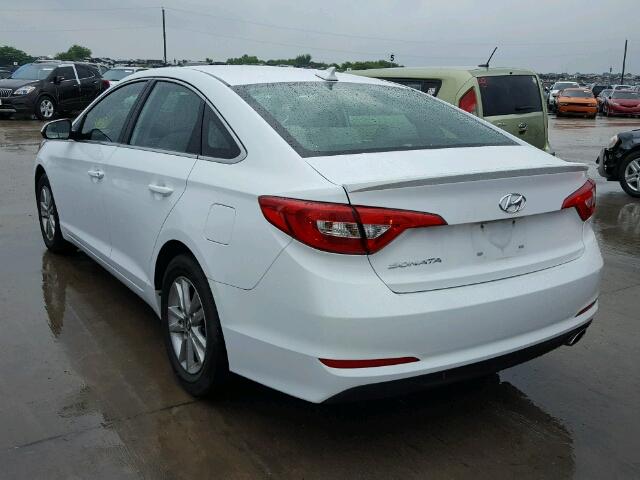 5NPE24AF9FH188720 - 2015 HYUNDAI SONATA SE WHITE photo 3