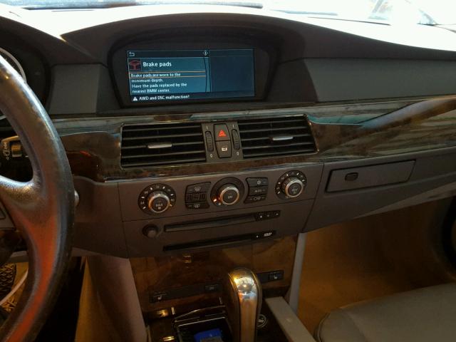 WBANF33596CS37569 - 2006 BMW 525 XI SILVER photo 9