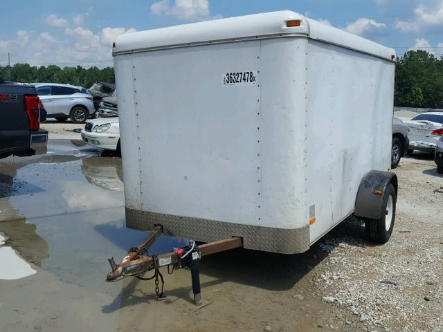 47ZFB1011YX008439 - 2000 UTILITY TRAILER WHITE photo 2