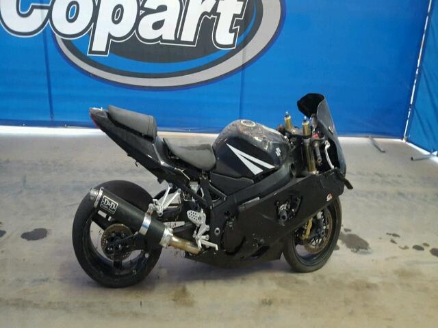 JS1GN7CA852100768 - 2005 SUZUKI GSX-R600 K BLACK photo 9