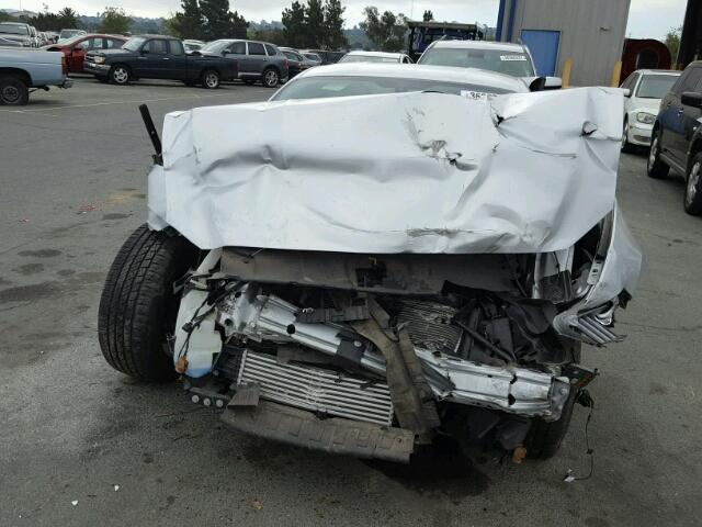 1FA6P8TH9F5313765 - 2015 FORD MUSTANG SILVER photo 9