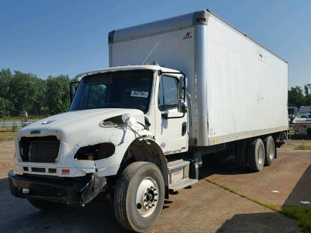 1FVHCYBS4BHAZ2037 - 2011 FREIGHTLINER M2 WHITE photo 2