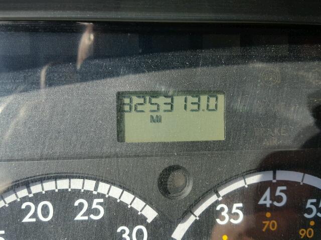 1FVHCYBS4BHAZ2037 - 2011 FREIGHTLINER M2 WHITE photo 8