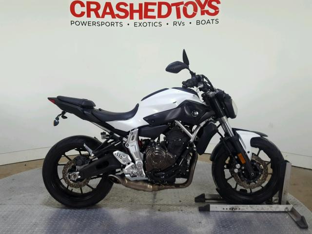 JYARM06E4FA000029 - 2015 YAMAHA FZ07 WHITE photo 1