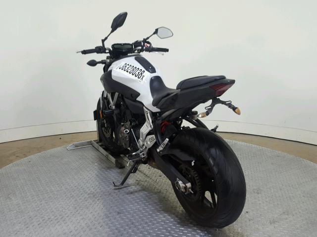 JYARM06E4FA000029 - 2015 YAMAHA FZ07 WHITE photo 6