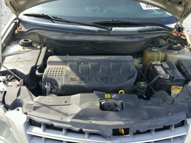 2C4GM68445R441687 - 2005 CHRYSLER PACIFICA T GOLD photo 7