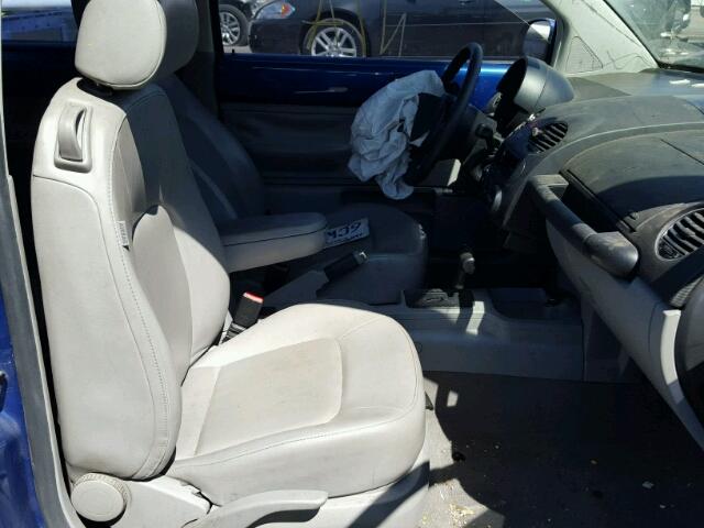 3VWPG31C48M508384 - 2008 VOLKSWAGEN NEW BEETLE ლურჯი ფოტო 5